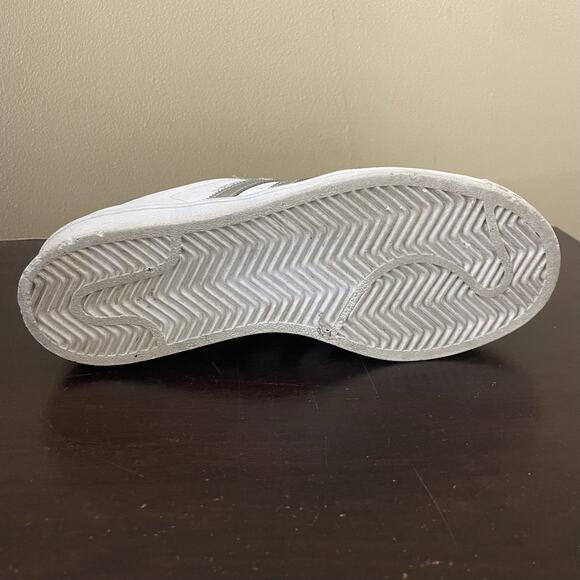 Adidas Superstar Women's Size 6 White Silver - Picture 7 of 7